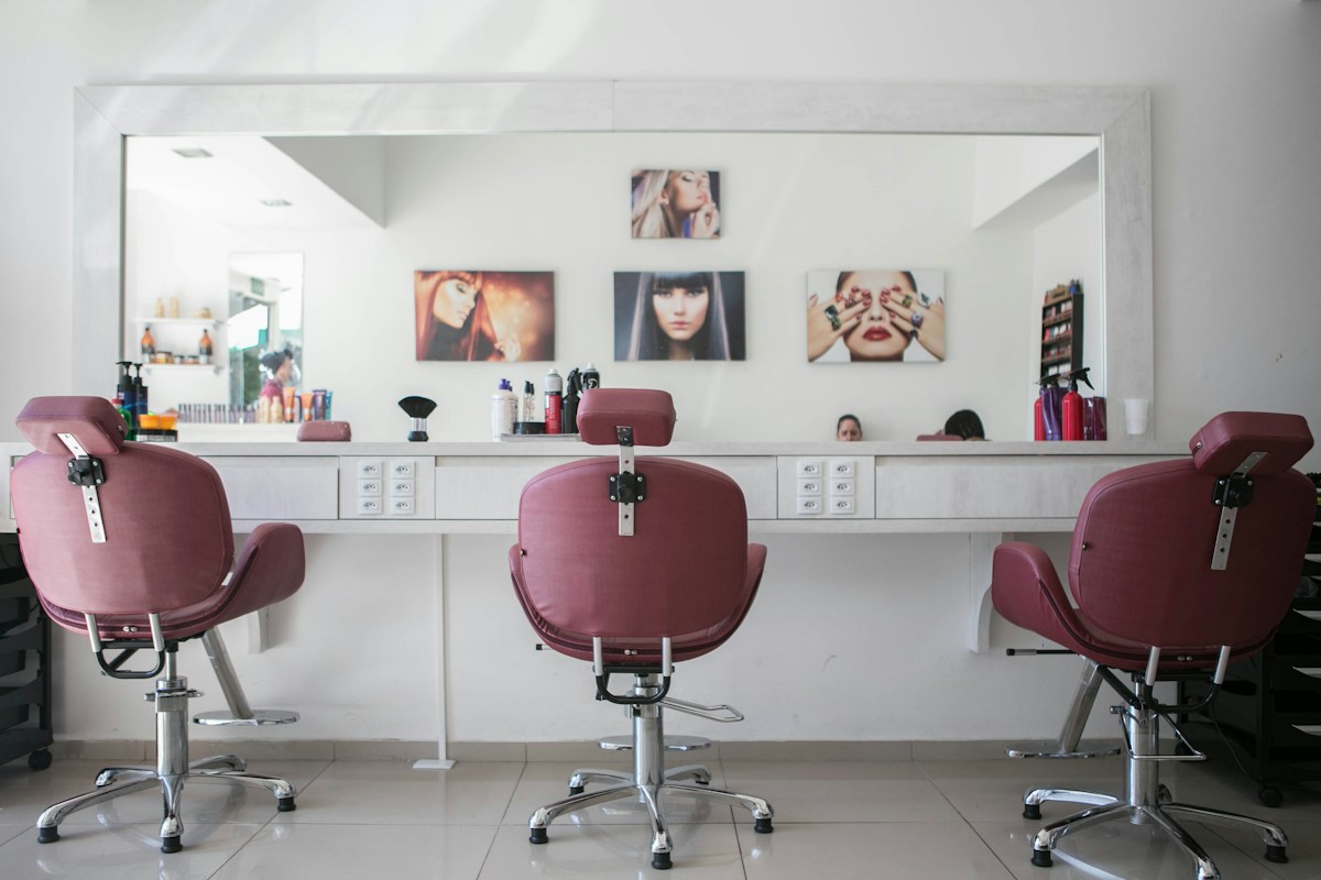 Salondetails en werkplek voor haarverzorging